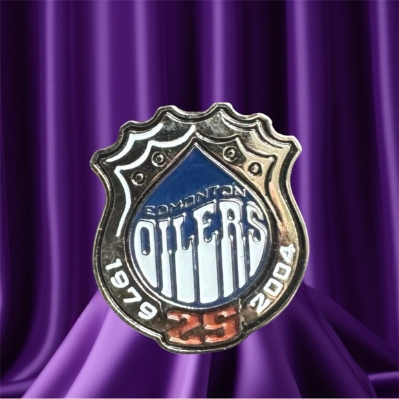 NHL Other - ✅NHL Edmonton Oilers Commemorative Pin - Silver, Blue, White, Orange